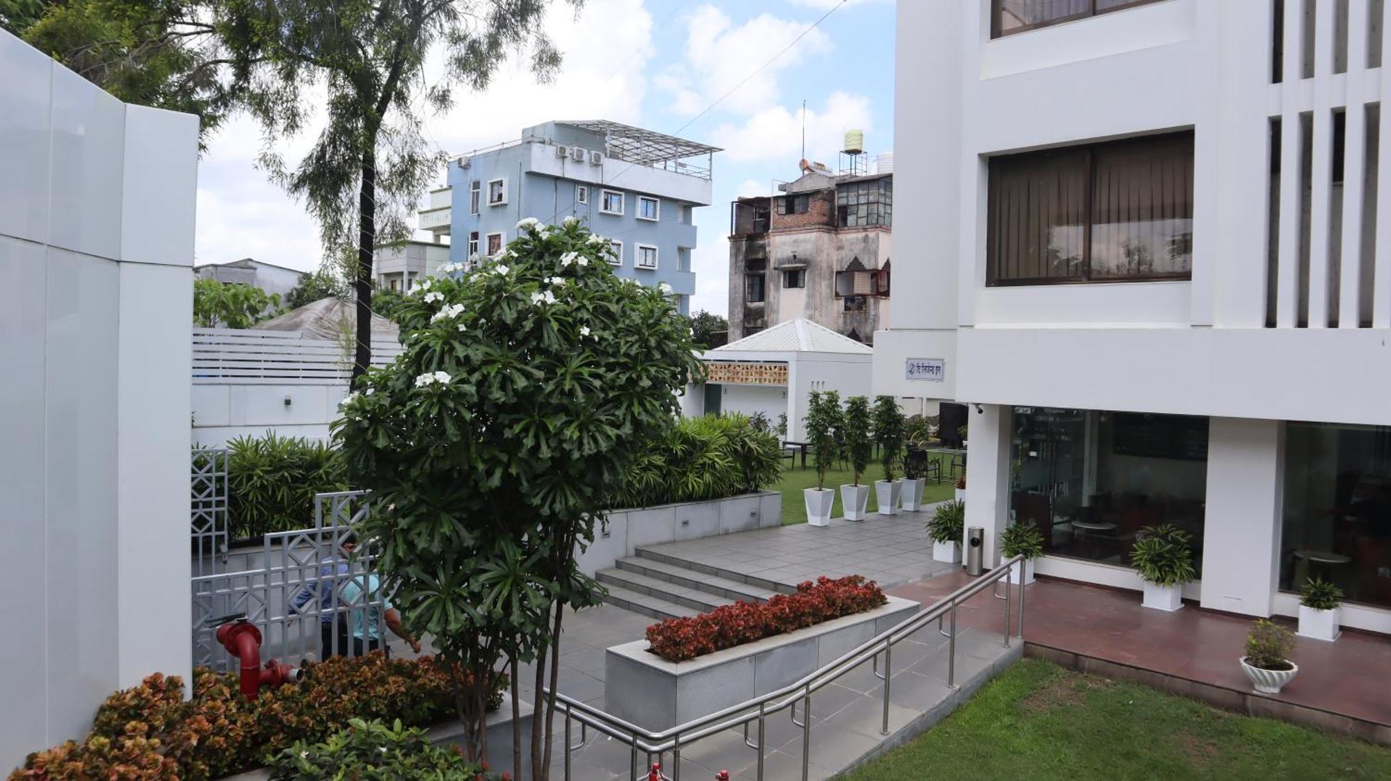 The Legend Inn @Nagpur Ngoại thất bức ảnh